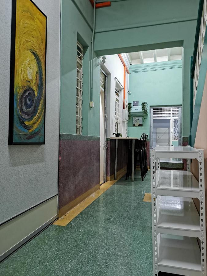 G Fortune Guest House Victoria Green George Town Exterior photo